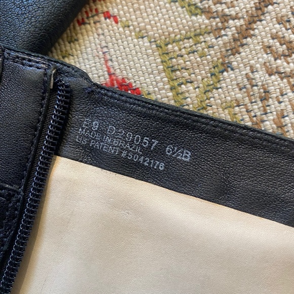 Cole Haan Phoenix Boots Tall Black Leather High Heels Buckles Nike Air Size 6.5 - Picture 6 of 8